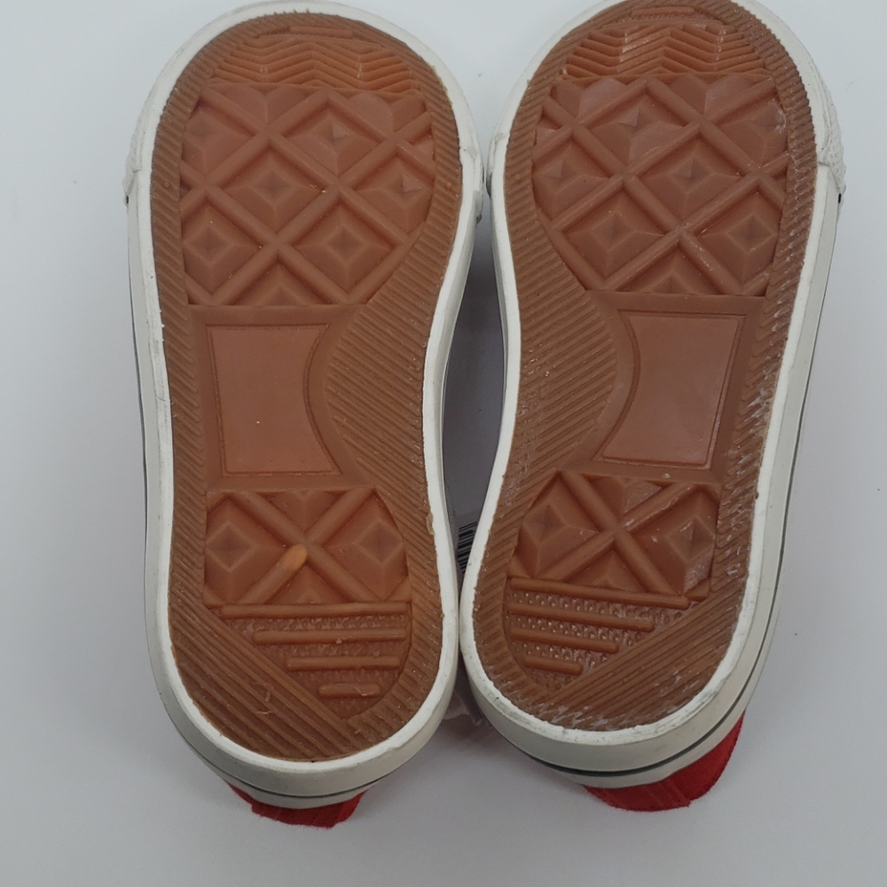 Tennis shoes - Picture 3 of 4